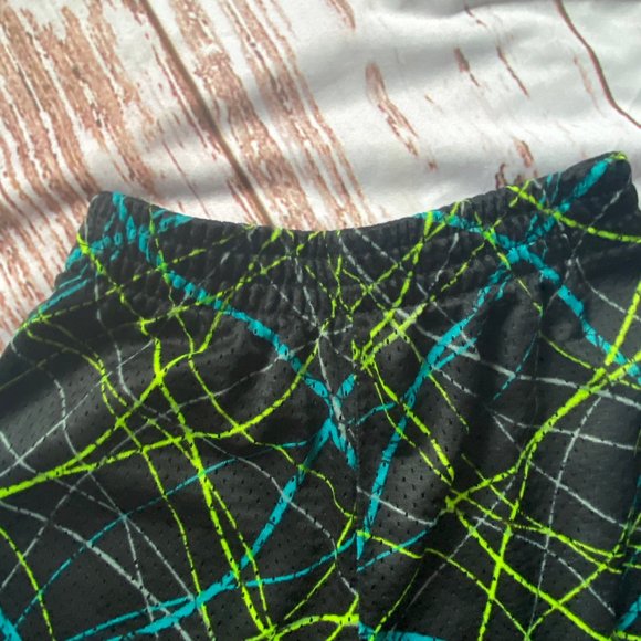 Champion boys athletic shorts-black-size small - Picture 3 of 6